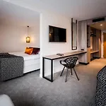 Отель Van Der Valk Hotel Maastricht 4*