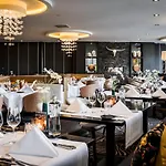 Отель Van Der Valk Hotel Maastricht