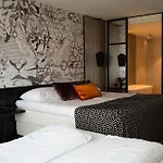Отель Van Der Valk Hotel Maastricht 4*