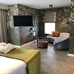 Отель Van Der Valk Hotel Maastricht