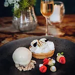 Van Der Valk Hotel Maastricht Отель 4*