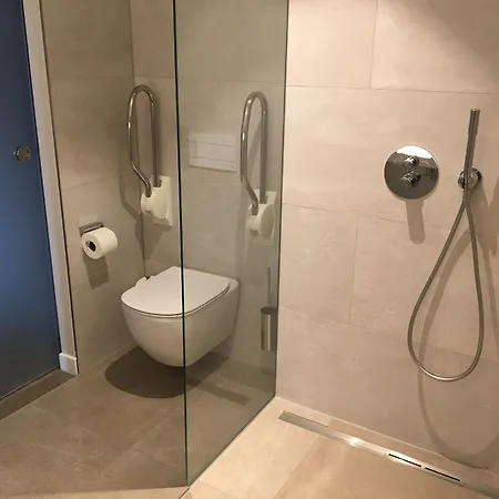 Hotel Der Valk 4*
