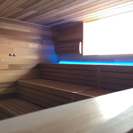 فندق فان دير فالك ماستريخت 4*