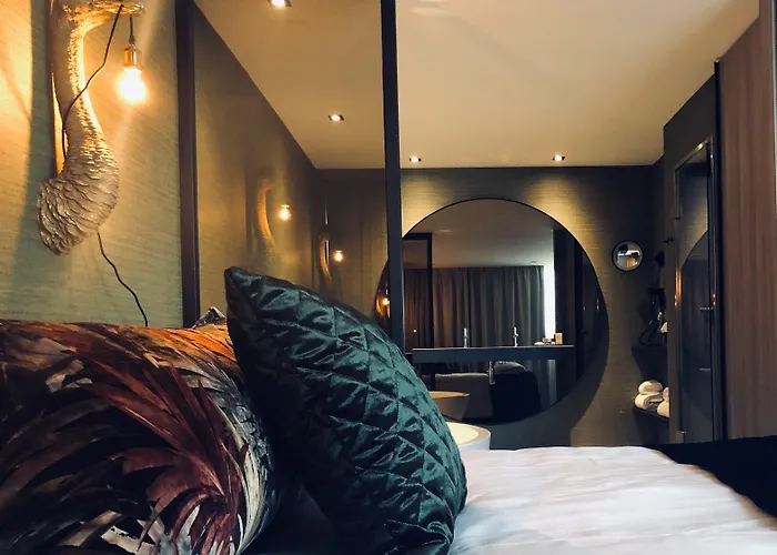 반 데르 발크 4*